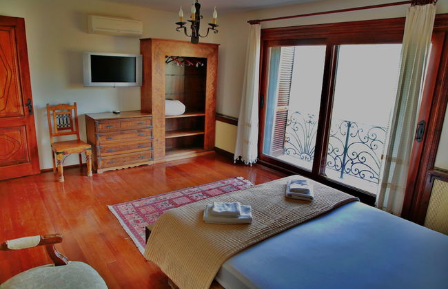 The Mira House - Photo 21