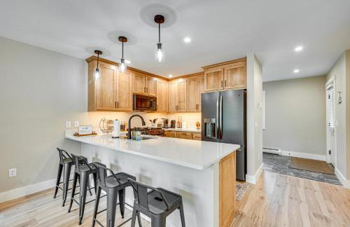 Burke Mtn | Slopeside | Bike Park and Trails Access - Foto 7