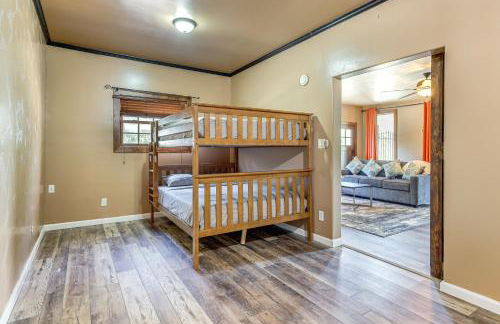 Italian-Styled Home with Lake Views and Private Pool - Photo 21