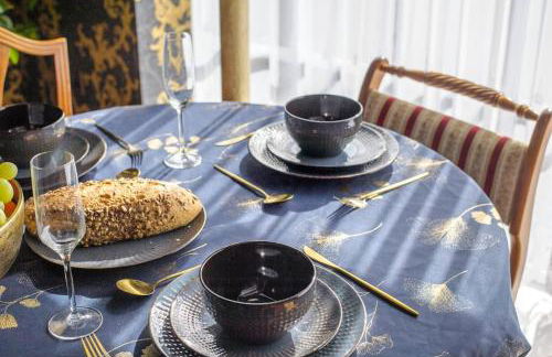 The Famous Harry Potter House, Hot Tub, Cinema Room, Sky TV - Foto 36