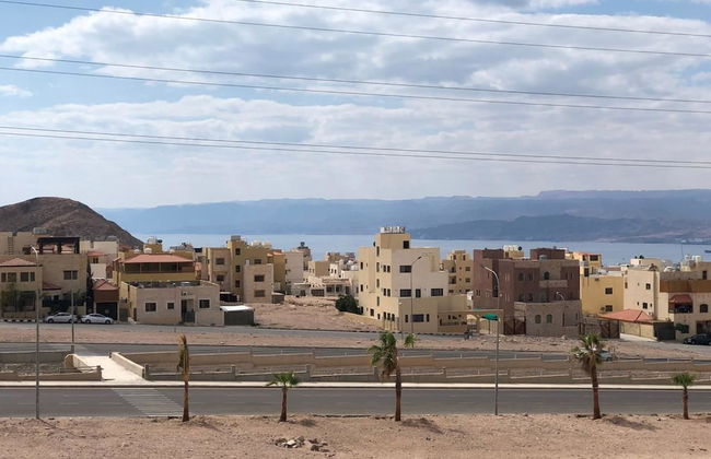 Sea View Luxury Furnished Flat - Photo 16