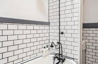 Luxe Mid-Century Styled Historic Townhouse #1 - Foto 4