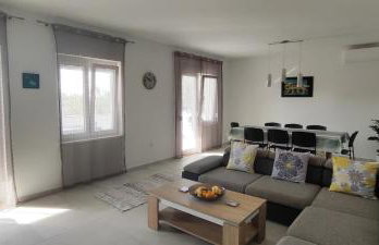 Apartman Emily, 6 plus 2 guests, newly refurbished - Foto 6