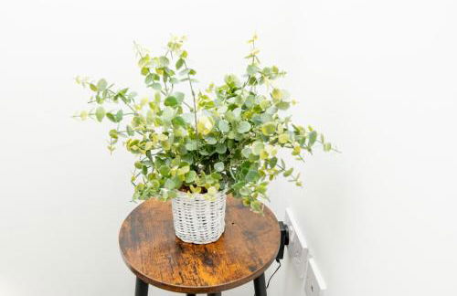 Manchester Cityside Deluxe Stay - 3 Bedroom House Great for Family with Free Parking & Garden - Foto 24