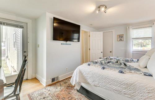 Beachfront, Dog-Friendly Milford Getaway with Yard! - Foto 19