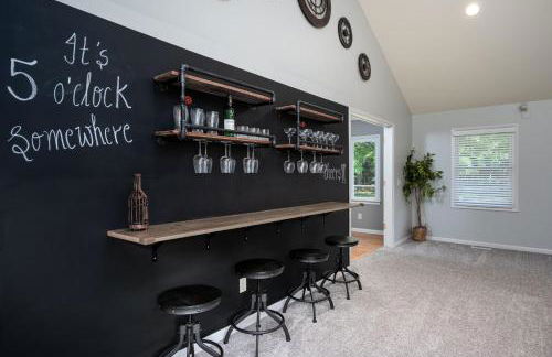 All Decked Out - Secluded getaway near beach access - Foto 28