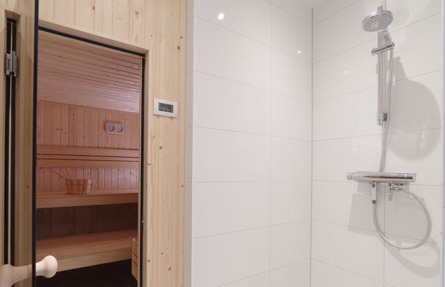 4 bedroom House in Colijnsplaat with garden and terrace - Photo 8