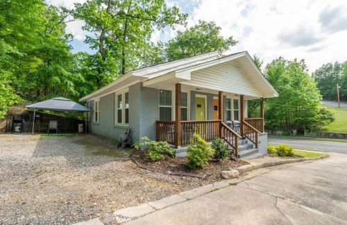 Mountain Bungalow-Walk to Downtown/Biker's Dream! - Foto 5