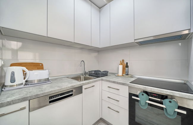 A1-luxury apt w big Balcony, 4 min Walk to Beach - Foto 8