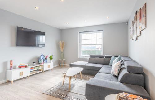 4-Bedroom Seafront House in Southend Sea Views - Pass the Keys - Foto 9