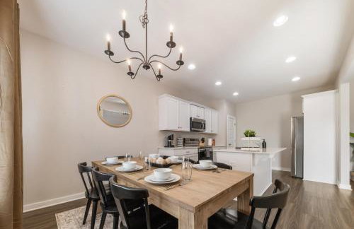 Modern 4BR Home with Game Room and Fire Pit - Near Downtown Cullman - Foto 5