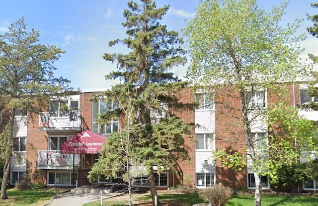 10644 113 St - Foto 1