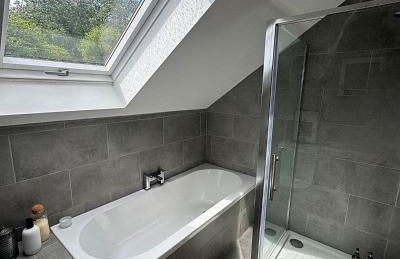 Riverside View - Large, modern 4 bedroom house with hot tub - Foto 8