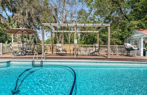 Spacious & Amazing Home w Big Pool and Patio - Photo 38