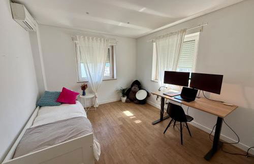 NEW 3 Bedroom Beachfront Apartment - Foto 6