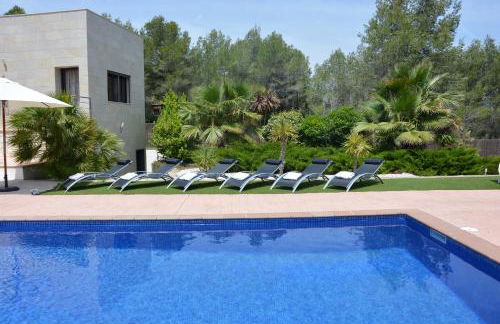 Villa Sitges La Calma 10 minutes drive Sitges 2 minutes walk Garraf Park AC - Photo 13