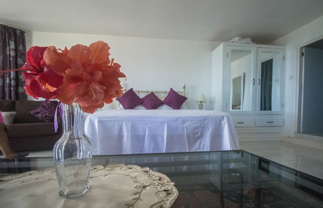 Tall Palms - Photo 2