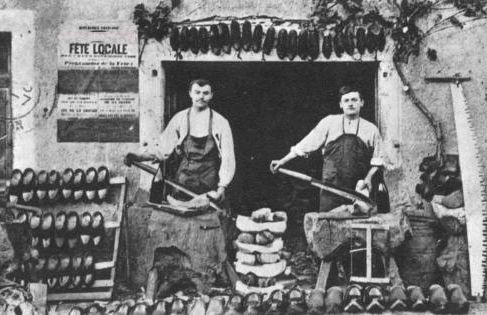 CHAMBRE du SABOTIER - Studio troglodytique - A 100 m Baignade en rivière - Location de Canoë - Circuits cyclo - Aire de pique-nique - 3 restaurants - Foto 3