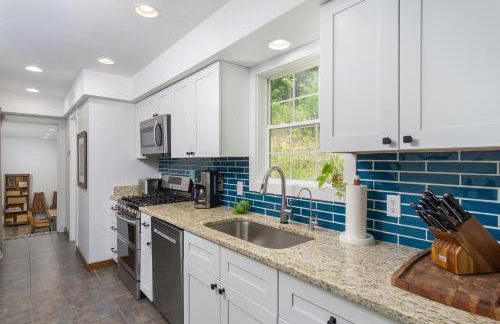 Mountain Over Main Street 5 Min. to Downtown Weaverville, Fire Pit & Views! - Foto 17