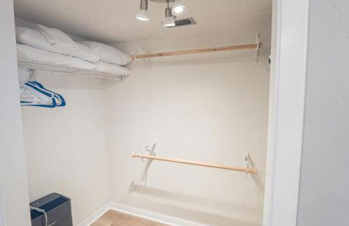 Luxury, Direct Oceanfront Unit and Balcony, Northeast Corner, Heated Pool, Garage Parking - Photo 47