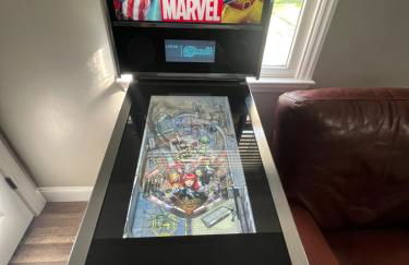 Modern 3BR Home near Raleigh and RTP, EV Charger and Arcade - Foto 8