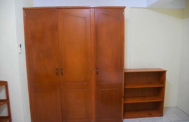 Louislyn Apartments - Photo 6