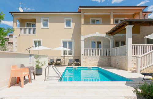 Villa Coridigo - Unique High Position, Panorama Nature View, Cozy Dining Terrace, Fenced Property - Foto 66