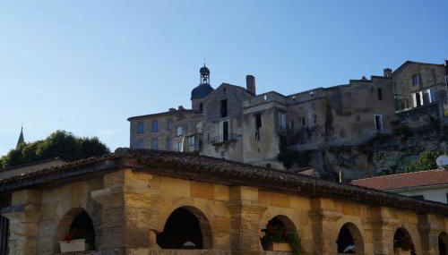 Belle maison de 1800 au centre de Bourg - Foto 5