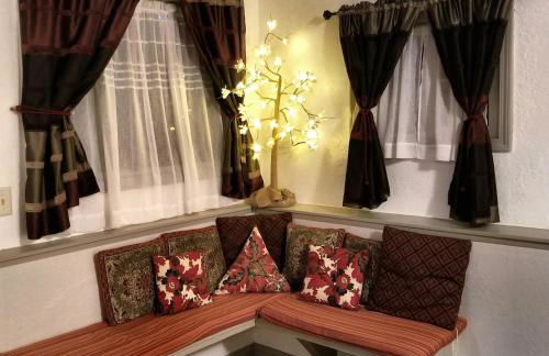 Beautiful Pet-Friendly Spacious Lodge near Yosemite & Lakes 12 Beds 6 BR up to 16 people - Foto 35