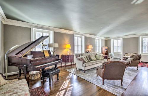 Spacious Estate with Courtyard 2 Miles to Downtown! - Foto 4