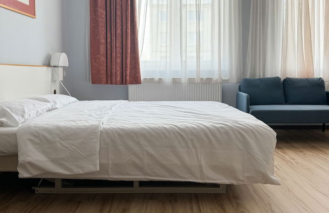 Elys Apartments - Photo 3