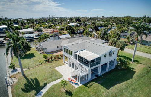 Boat Dock and Patio Canal-Front St James City Home! - Foto 1