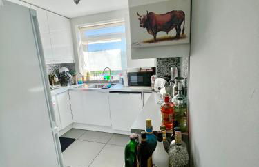 CENTRAL HOVE Large 2 bedroom Private residence with PARKING & BEACH HUT - Foto 47