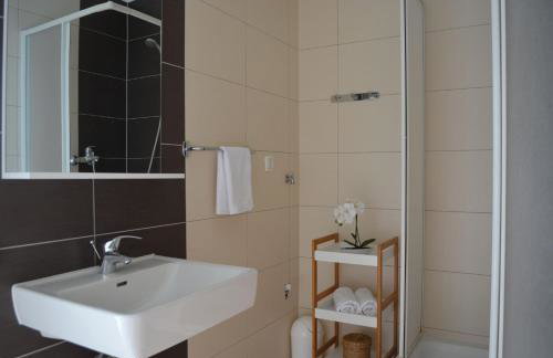 Villa Antea - modern house with pool - Foto 35