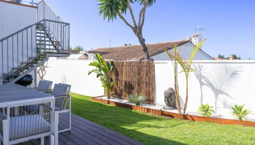 Villa Madrugada, beachside villa in Costabella - Photo 2, Garden, Garden view