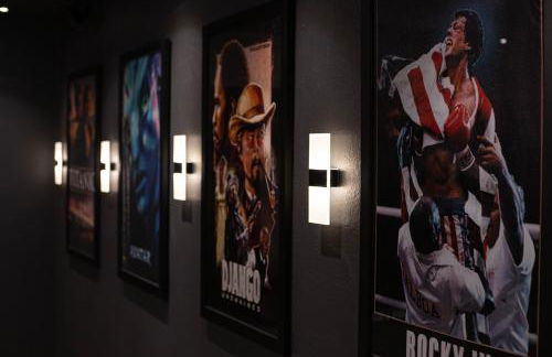 Pool house with hot tub and cinema - Foto 4