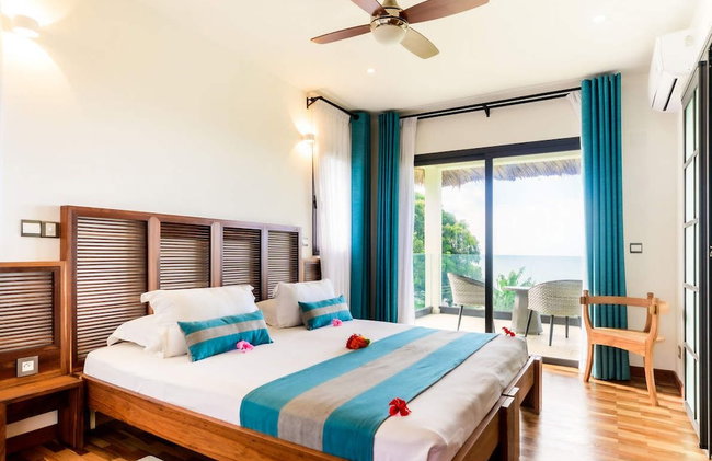 Home The Residence - Photo 14