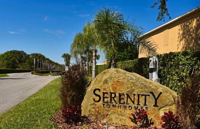 Beautiful 3-bed Villa 10 Minutes From Disney-17440 Serenity Resort 3 Bedroom Townhouse by RedAwning - Foto 24