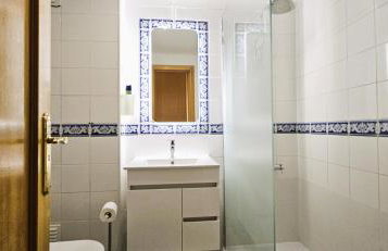 Modern 3 Bed Flat - Beaches, Expo & City Fun - Your Gateway to Lisbon - Foto 25