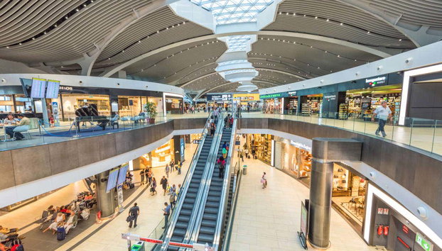 Autobús entre el aeropuerto Fiumicino y Roma - Foto 5, Interior del aeropuerto Fiumicino de Roms