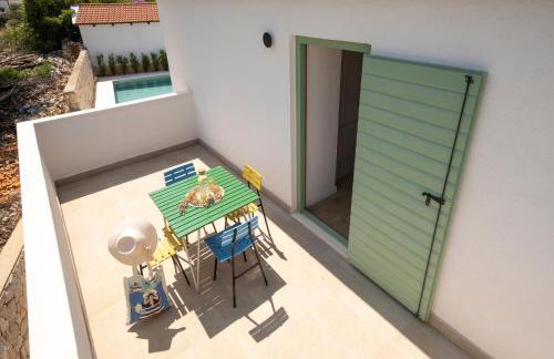 BRAND NEW Stone house MARCELA, 3 double bedrooms, pool - Foto 14
