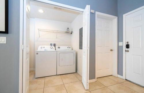 Cozy 2Bd Spa & Jacuzzi Close to Disney at Encantada 3029 - Foto 20