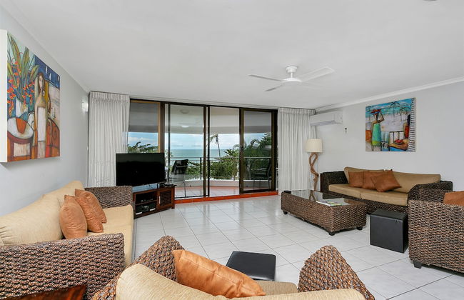 Roydon Beachfront Apartments - Photo 21