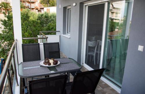 MGE Luxury house with pool - Photo 14