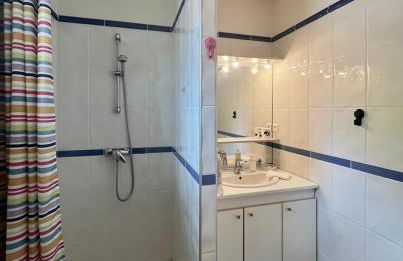 Maison agréable et lumineuse, jardin vue nature, Nant Aveyron - Photo 12