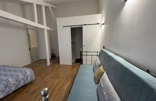 Paris Eiffel Tower et Disney apartments, parkings gratuits et sécurisés, 10 minutes métro to Paris - Foto 53