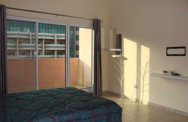 Discovery Gardens - Stunning Studio With Balcony And Free Parking - Foto 3