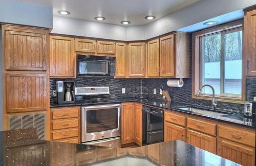 Lake Willow Lakefront House! Northwoods Retreat! - Foto 14