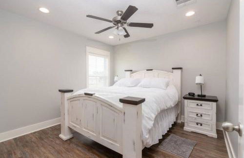 Bright Townhouse Downtown Lake Charles - Foto 3