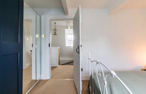 Charming Cottage - Country Views - Photo 22